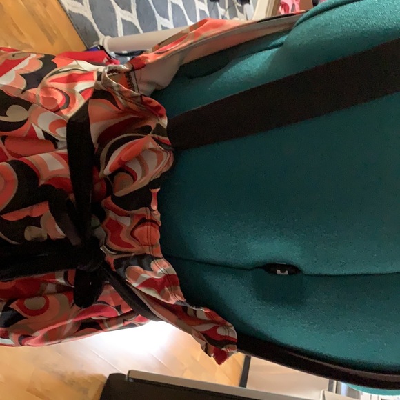 Plus size top size 3 (22-24) - Picture 2 of 3